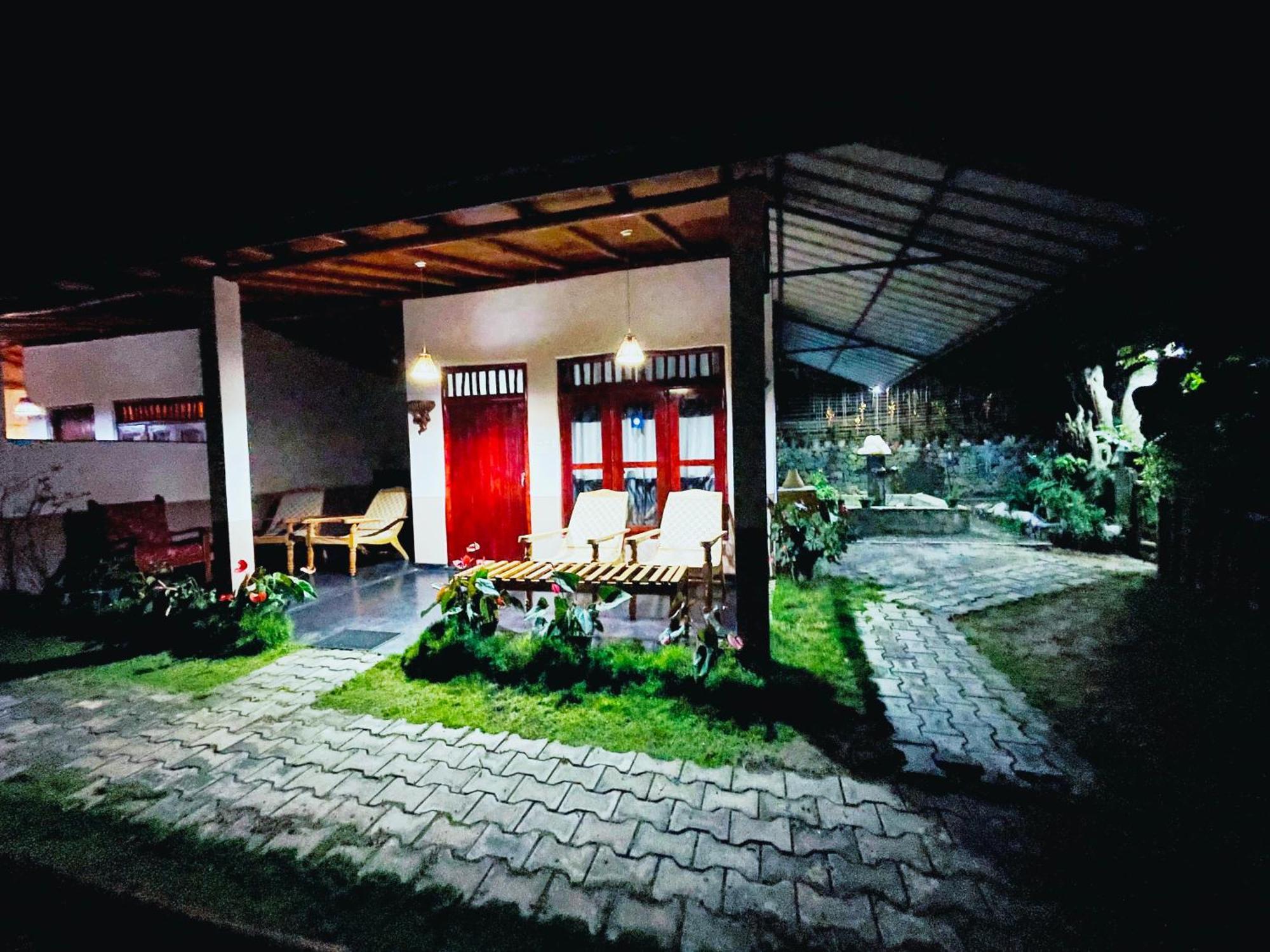 Rainbow Sky Cottage Ella Exterior photo
