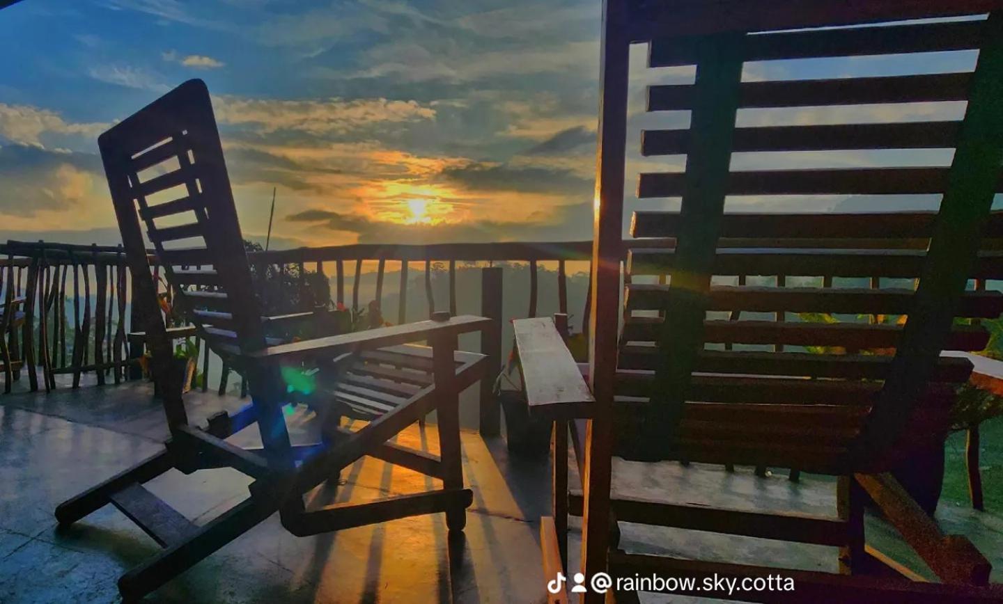 Rainbow Sky Cottage Ella Exterior photo