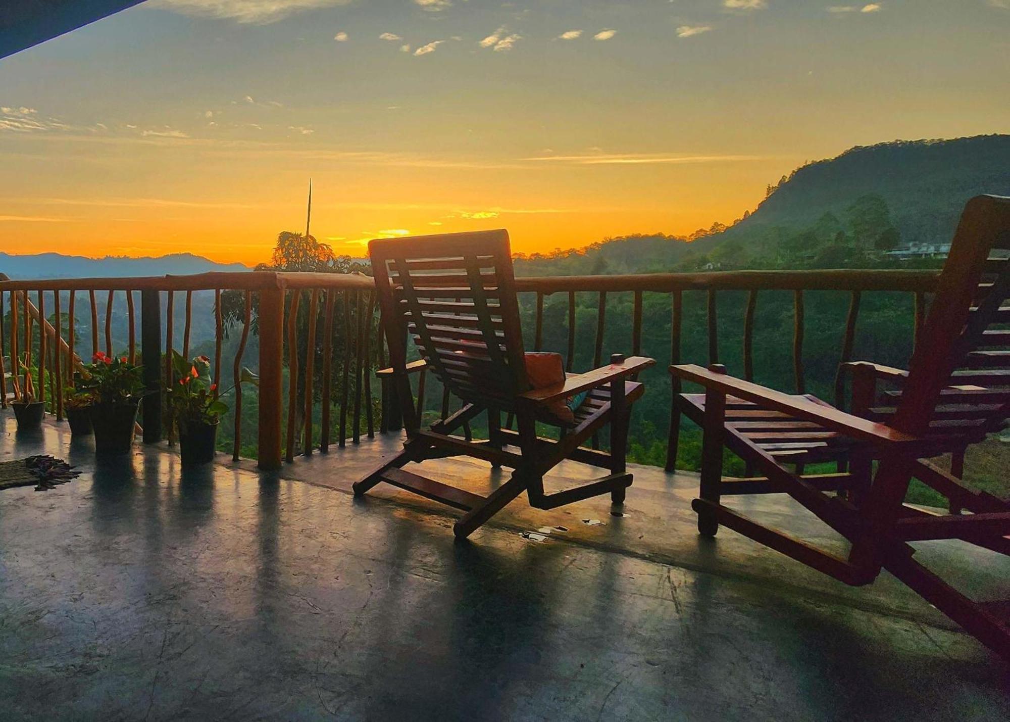 Rainbow Sky Cottage Ella Exterior photo